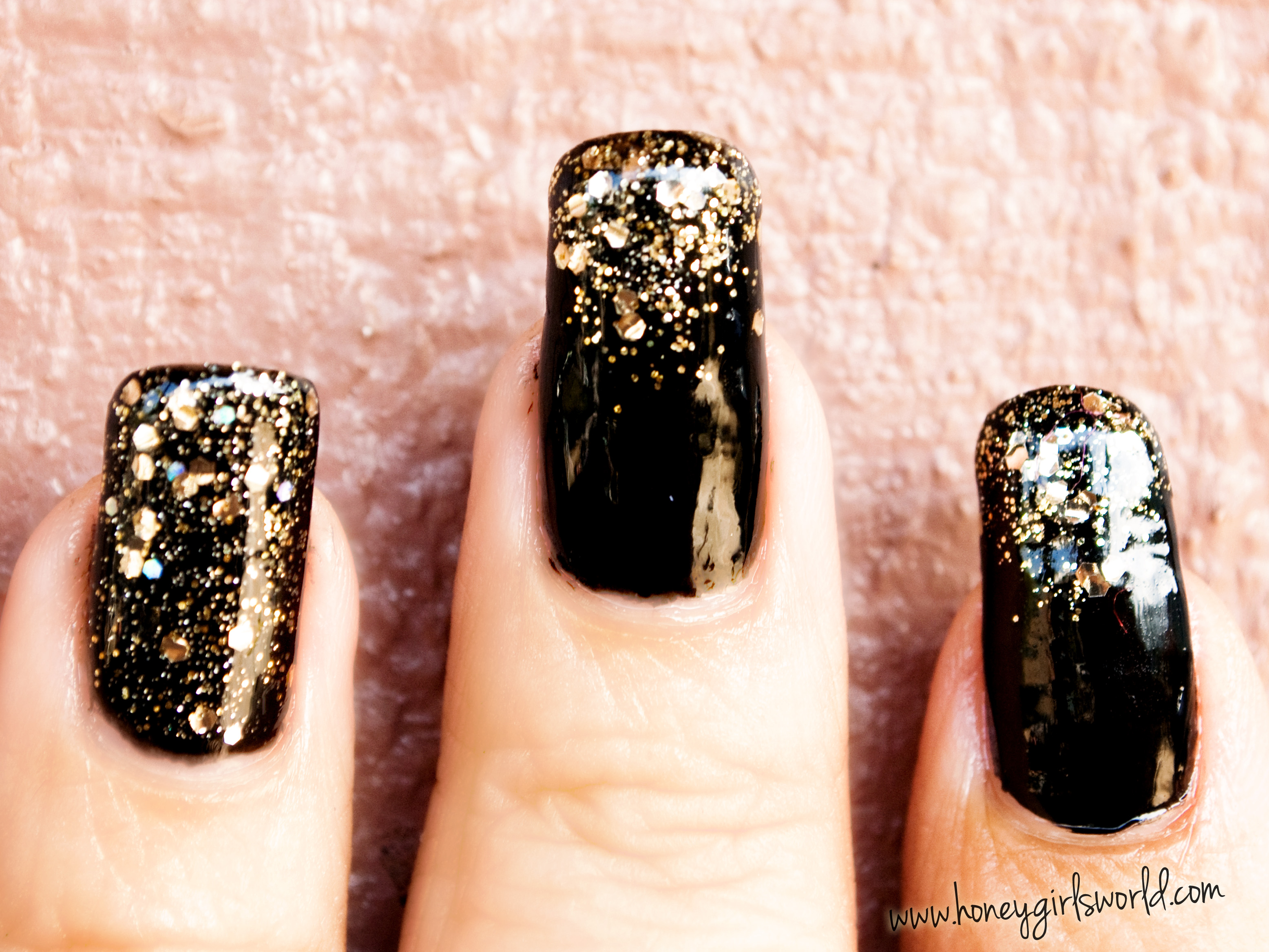black sparkle holiday nails 4