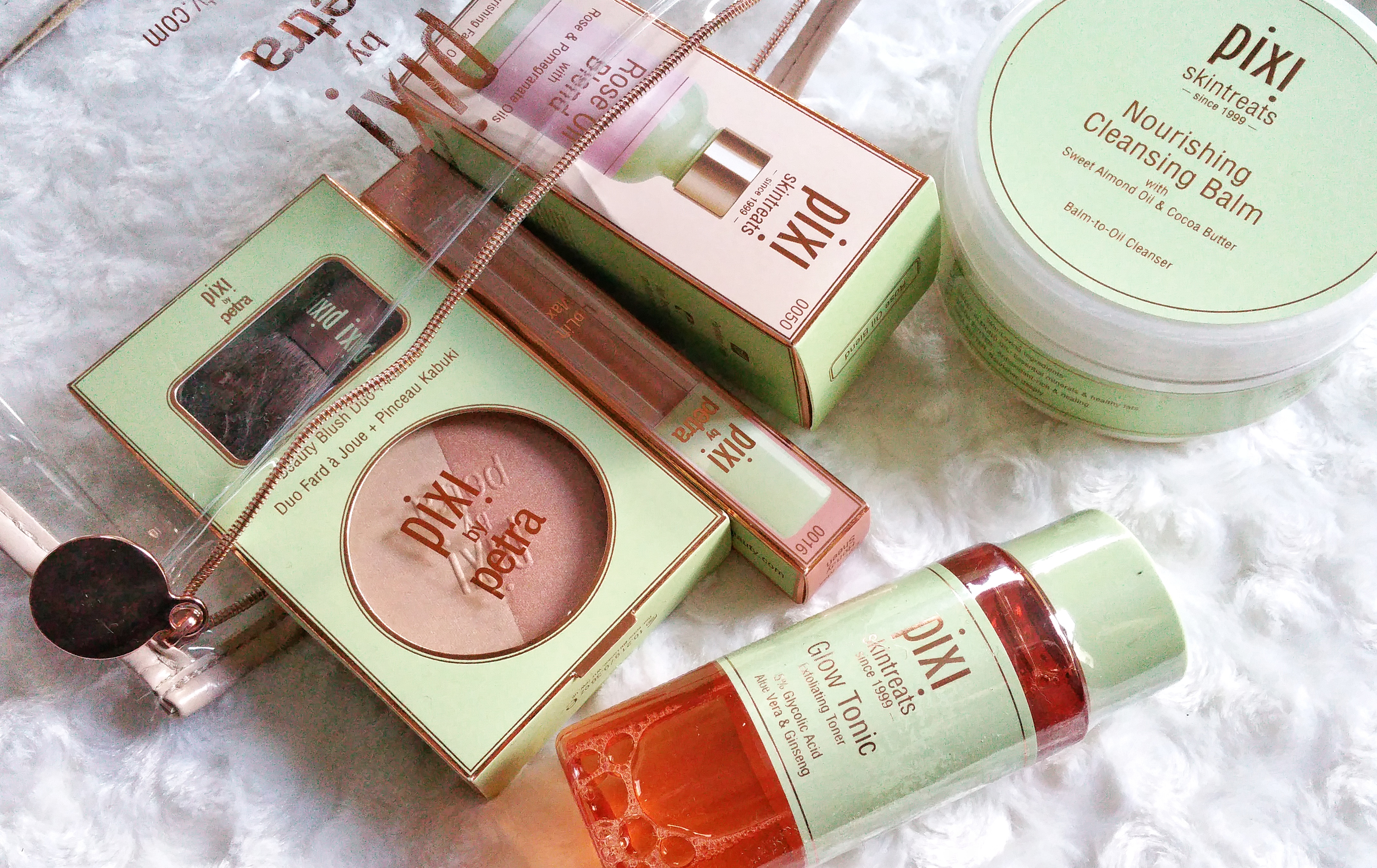 Pixi Beauty, Pixi, cosmetics, makeup, review, product review, beauty review, beauty, pixi nourishing cleansing balm, pixi glow tonic, pixi rose oil blend, pixi beauty blush duo and kabuki in peach honey, peach honey, pixi liplift max, pixi products, cosmetic products, swatches,