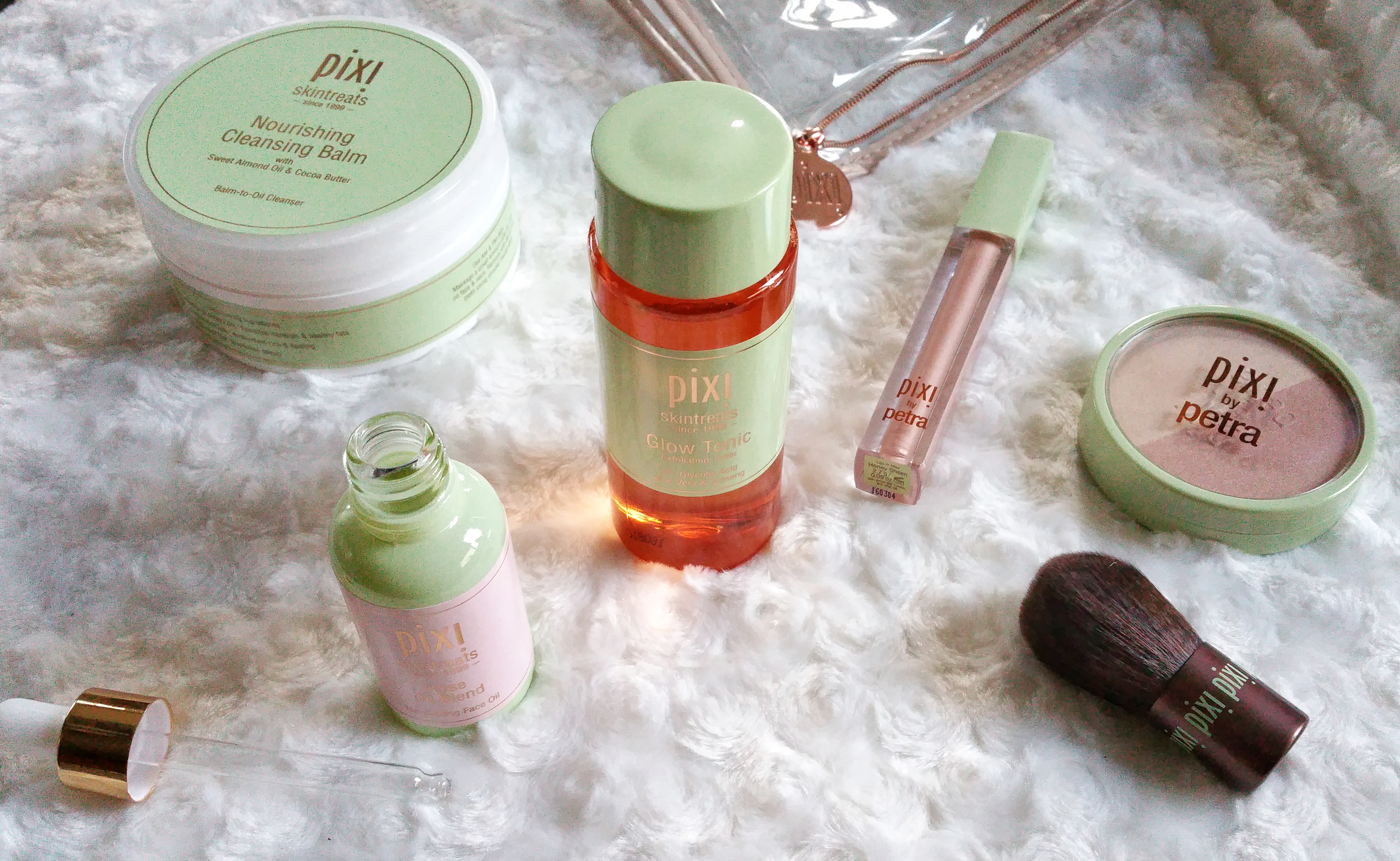Pixi Beauty, Pixi, cosmetics, makeup, review, product review, beauty review, beauty, pixi nourishing cleansing balm, pixi glow tonic, pixi rose oil blend, pixi beauty blush duo and kabuki in peach honey, peach honey, pixi liplift max, pixi products, cosmetic products, swatches,